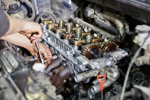 تمیز کردن دریچه های موتور – بررسی لاستیک سوپاپ
